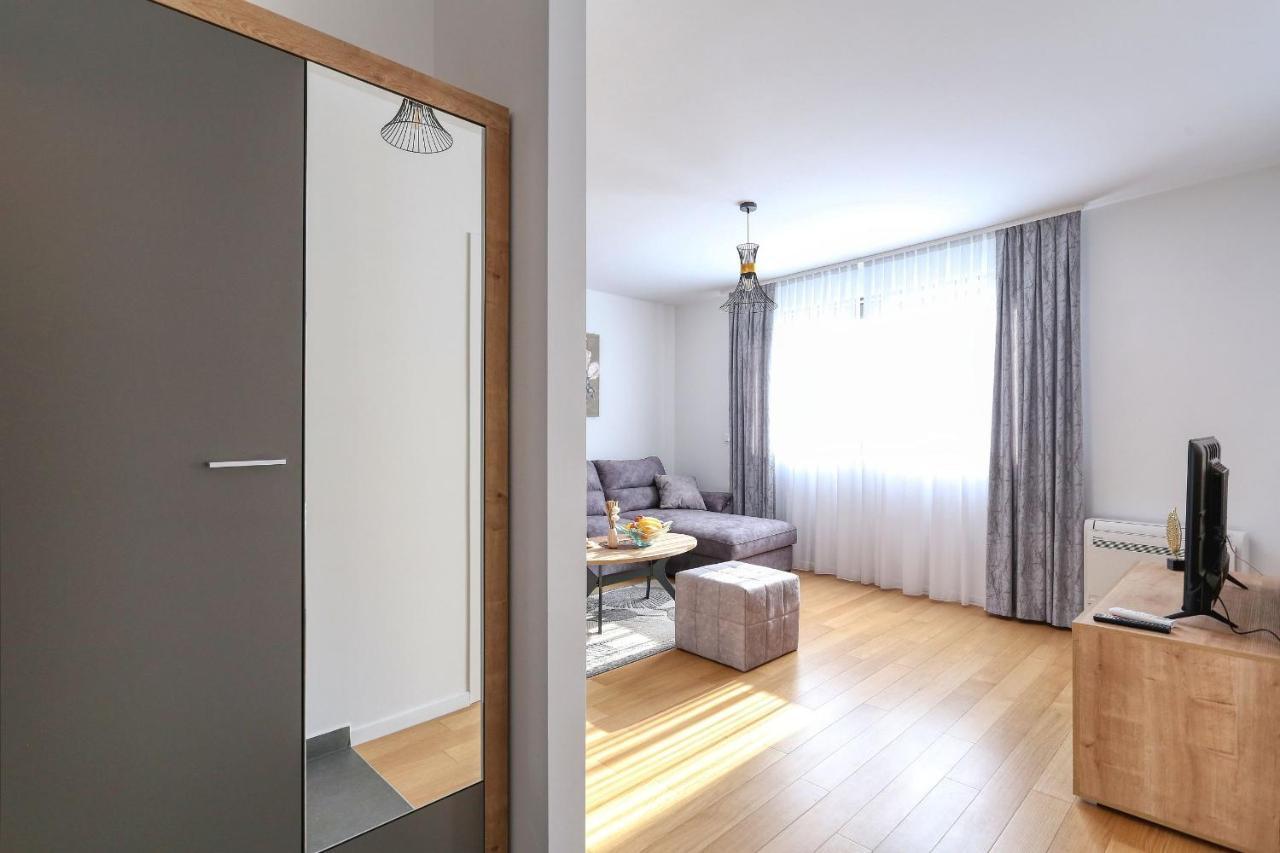 Apartments Perla With Free Parking Zadar Exteriér fotografie